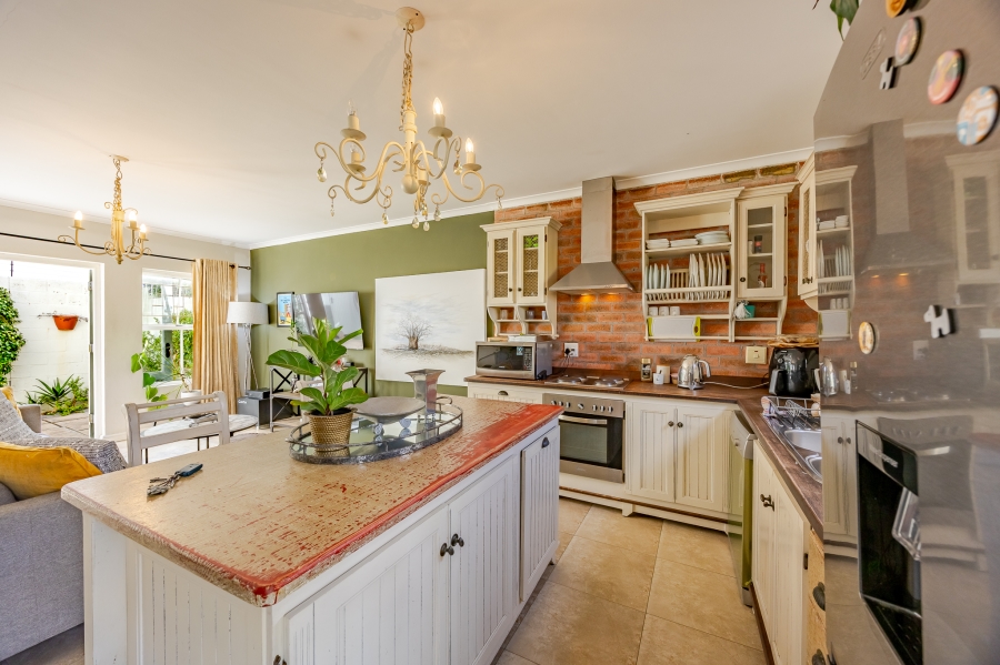 3 Bedroom Property for Sale in Kenilworth Western Cape